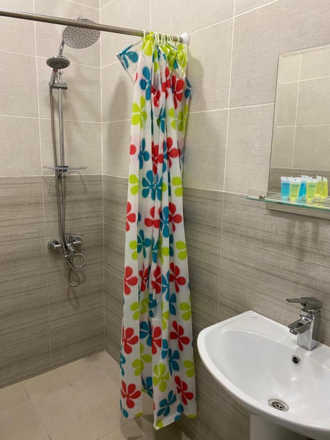 Hotel Sharl Ninotsminda Екстериор снимка