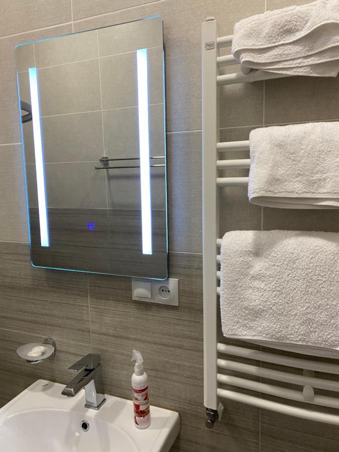 Hotel Sharl Ninotsminda Екстериор снимка