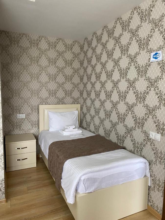 Hotel Sharl Ninotsminda Екстериор снимка