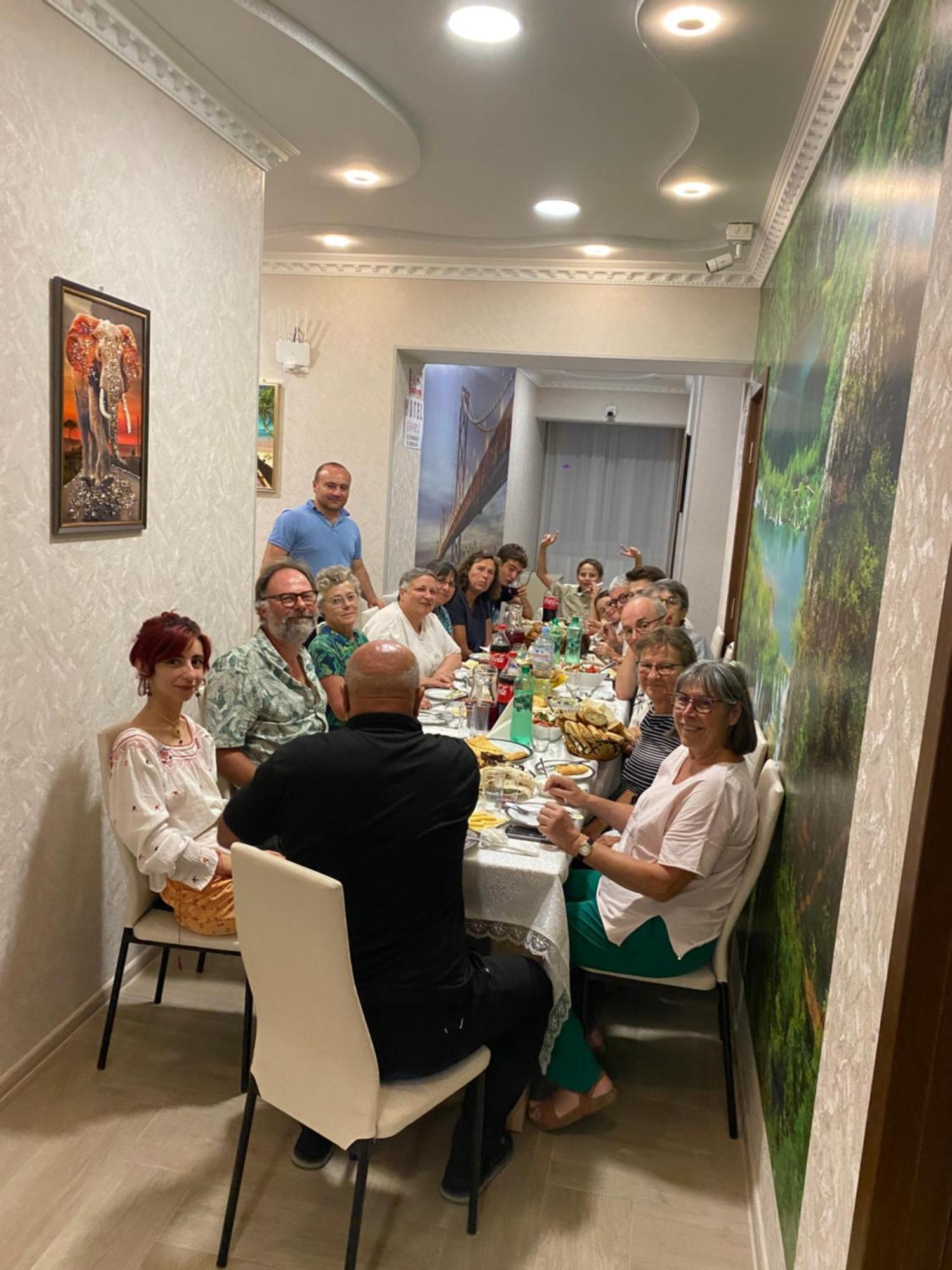 Hotel Sharl Ninotsminda Екстериор снимка